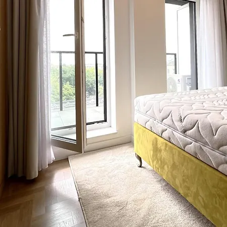 Apartment Kam-eko Zabkowska *