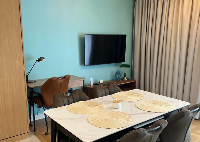 Kam-eko Zabkowska * Warsaw